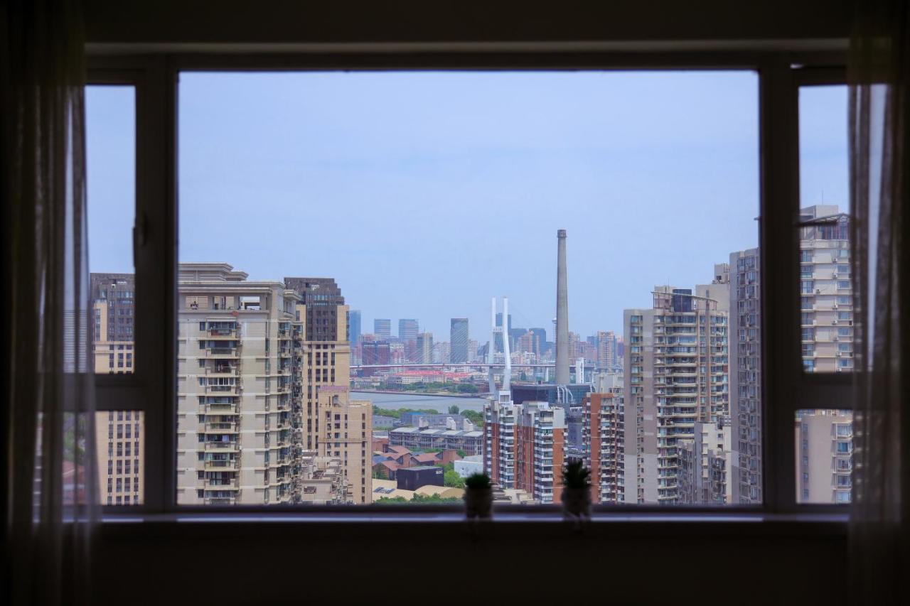 Warm Four Bedroom Apartment With Huangpu River View Shanghai Esterno foto